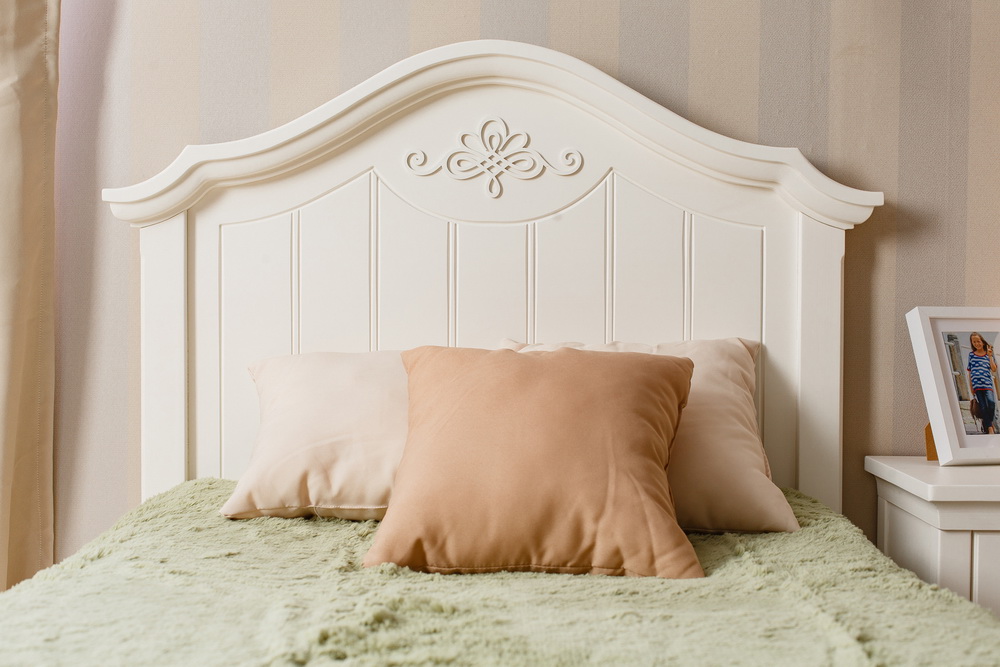 Кровать Айно №2 1800х2000