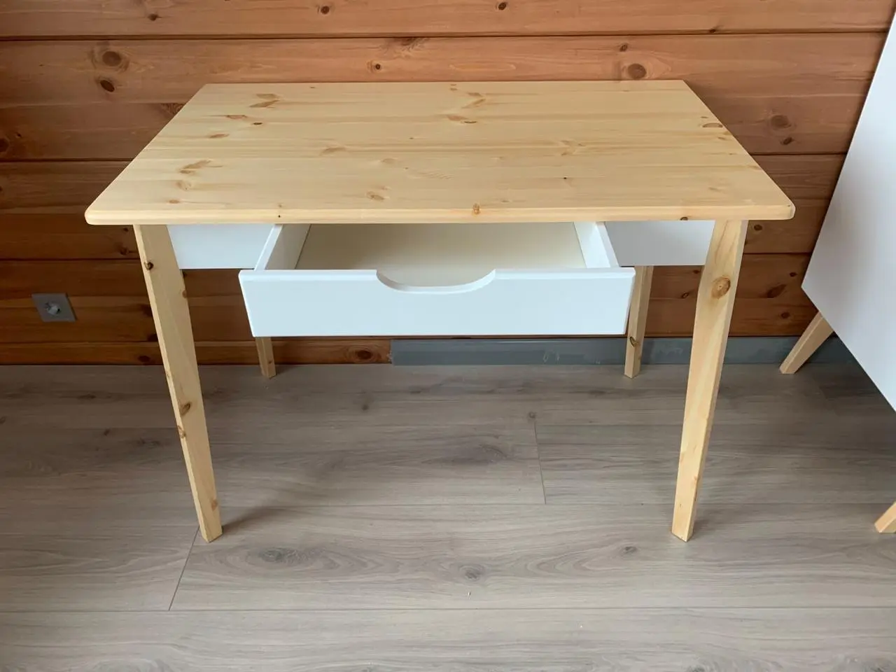 Стол с ящиком под столешницей детский ТК №2