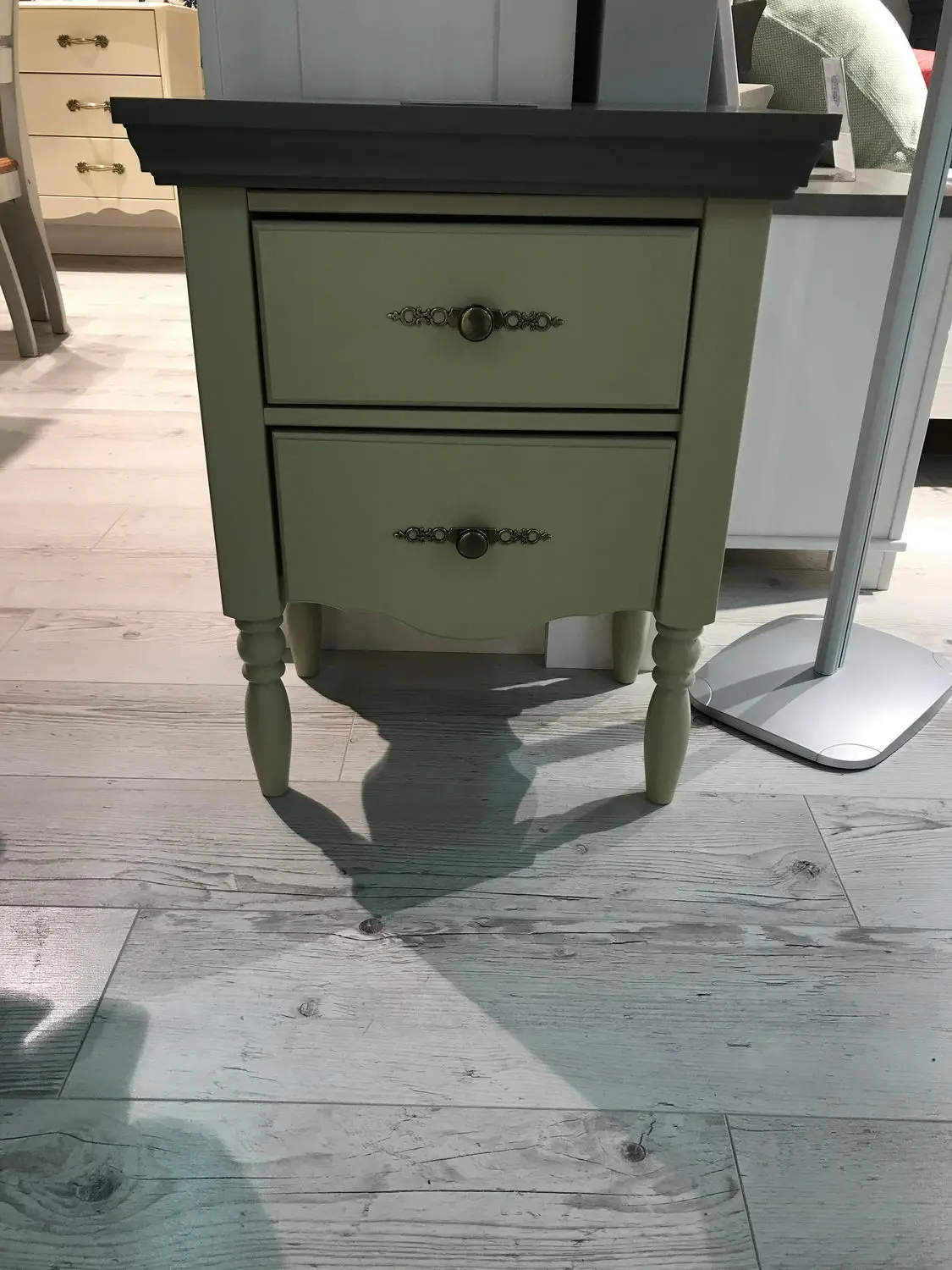 Тумба прикроватная из массива сосны Бьерт 1-52  сосна