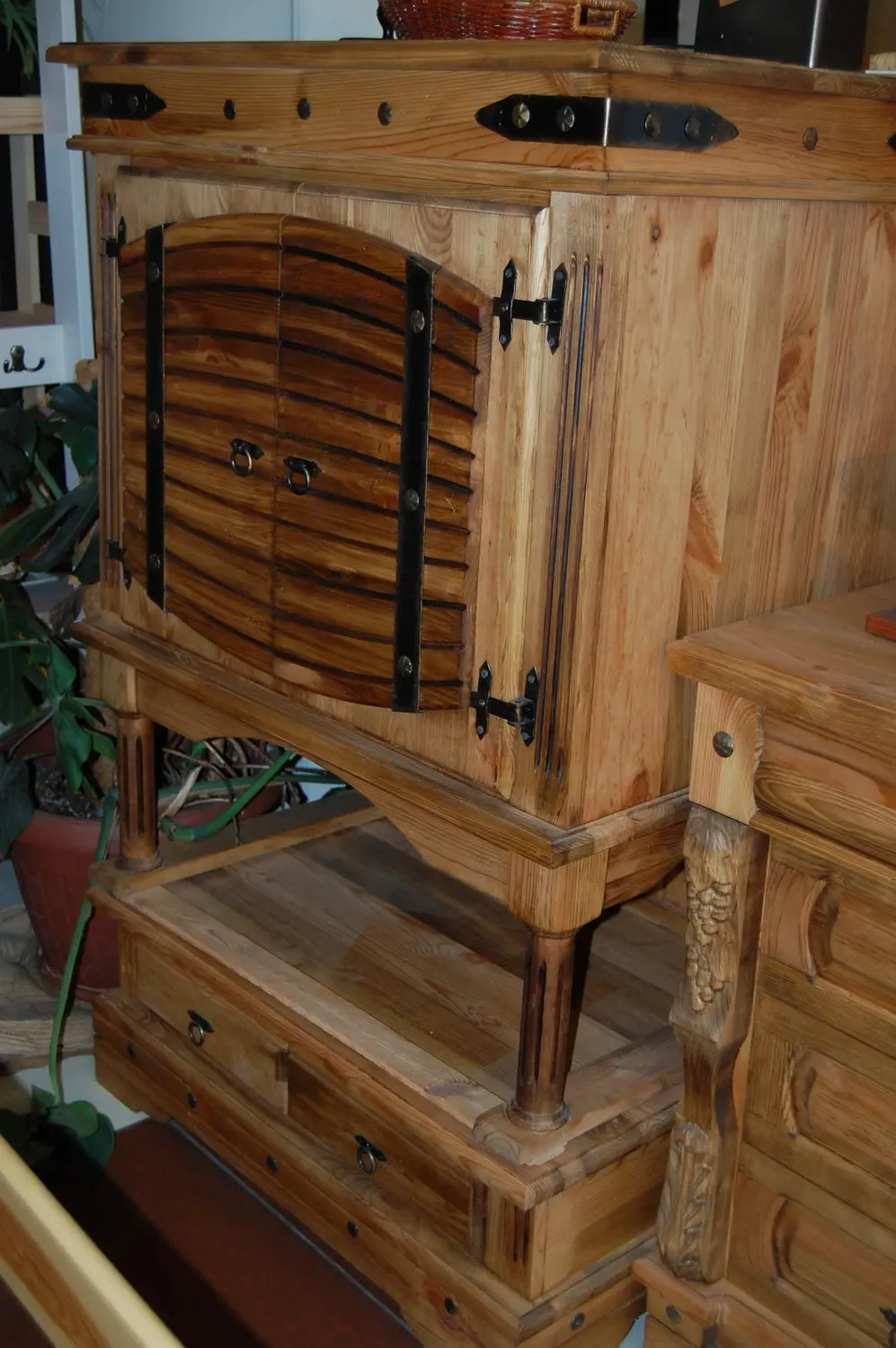 Тумба Викинг 01 (бар)