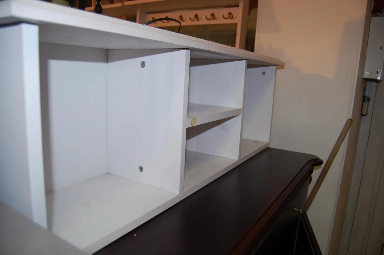 Полка Брусно навесная 13.4.01