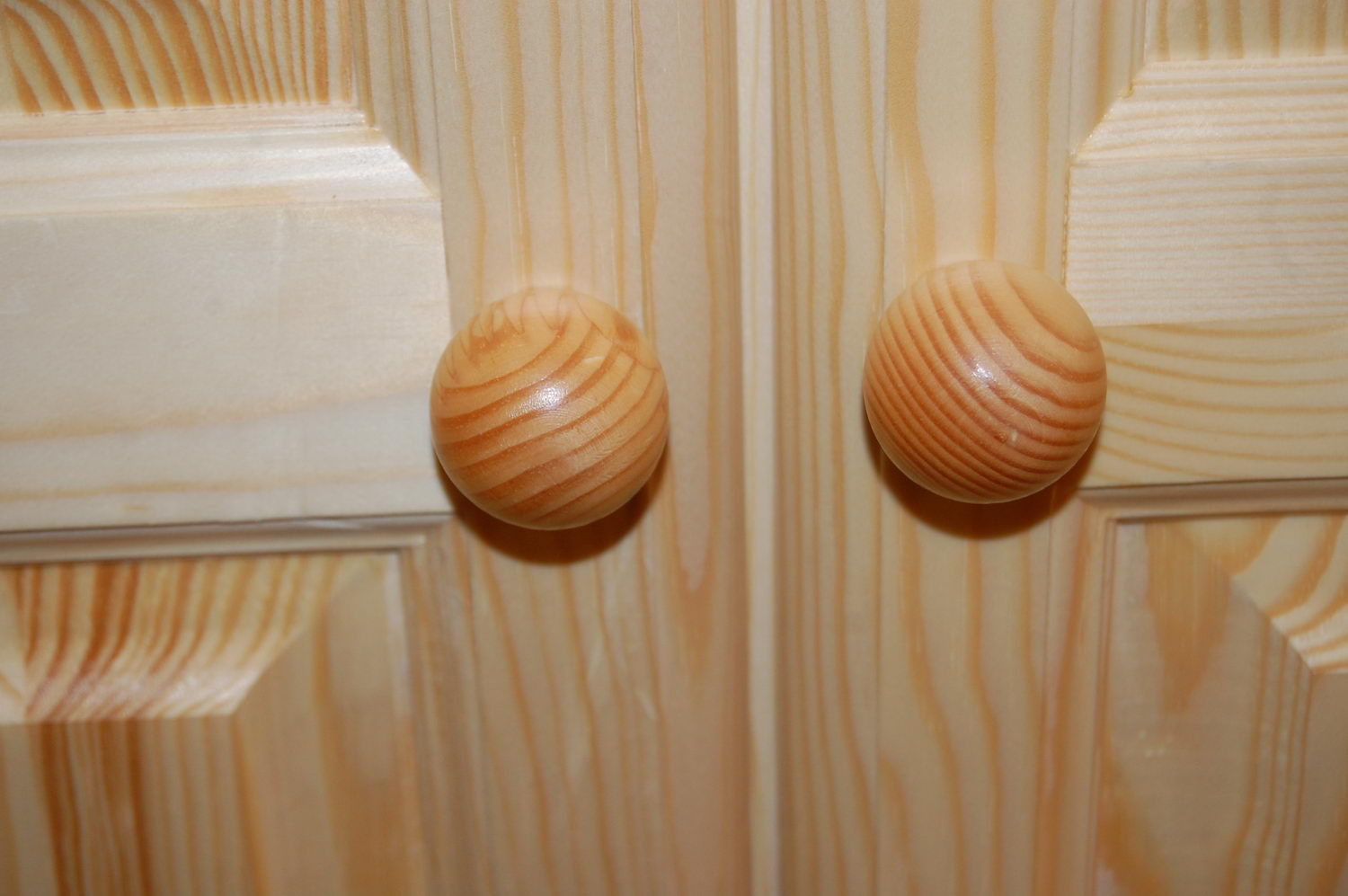 Шкаф Норд 2-х ств.три полки 146