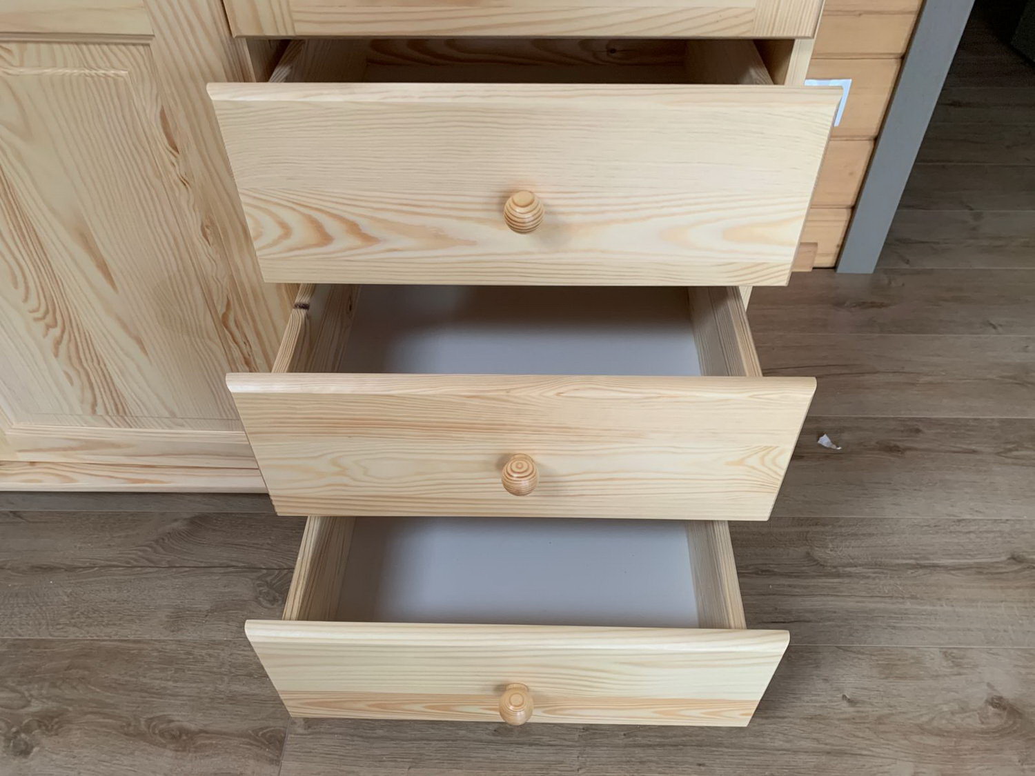 Шкаф с зеркалом из массива ШМЦ-103