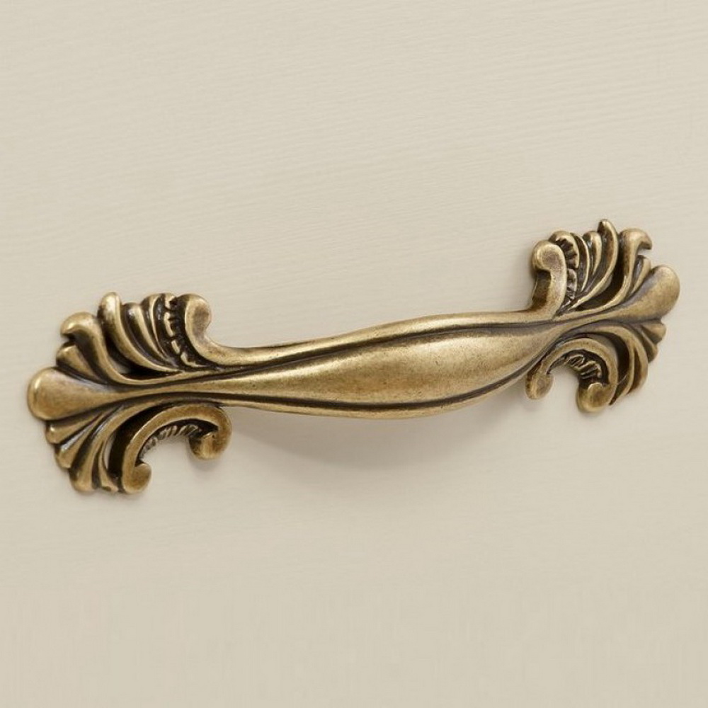 Шкаф ЛеБо 3-дверный с глухими дверями