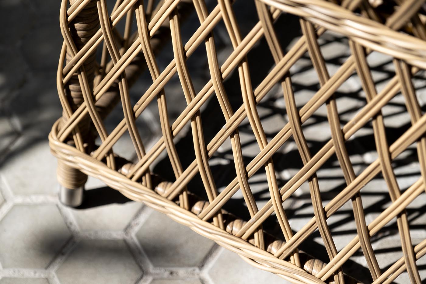 "Латтини" плетеное кресло из искусственного ротанга, цвет соломенный