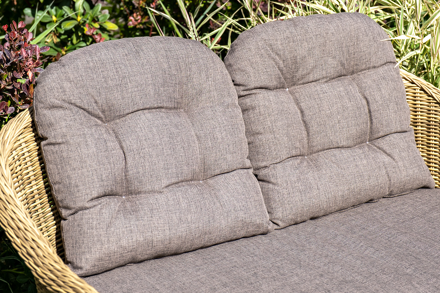 "Равенс" диван двухместный плетенный из ротанга, цвет соломенный