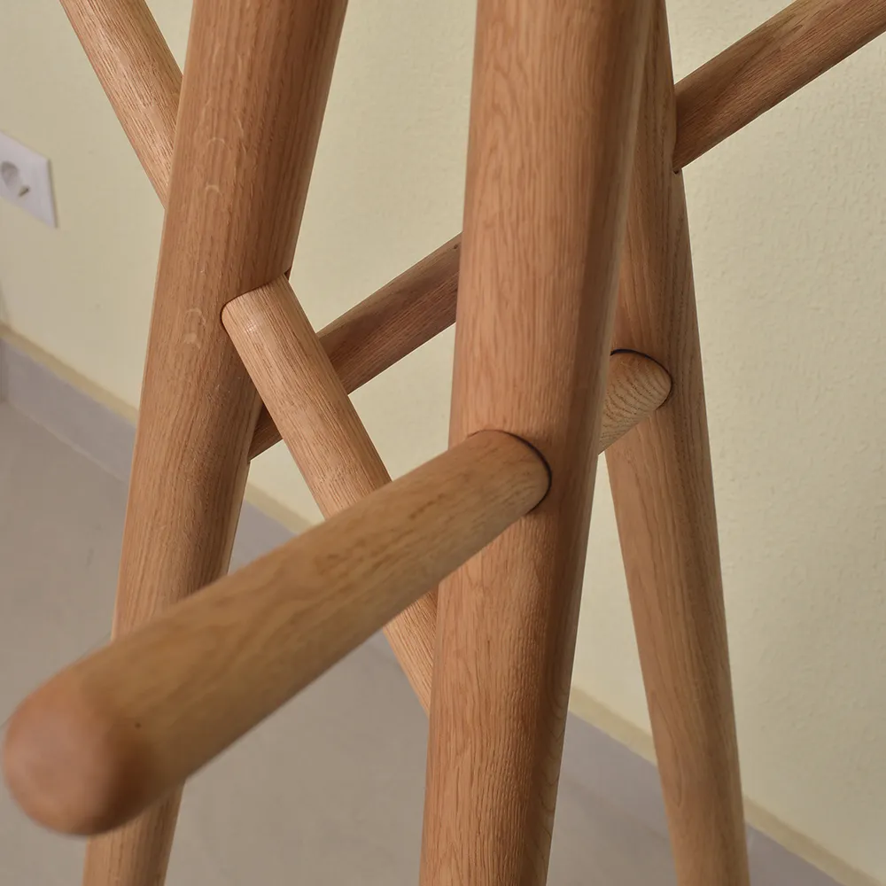 Вешалка для одежды Оле