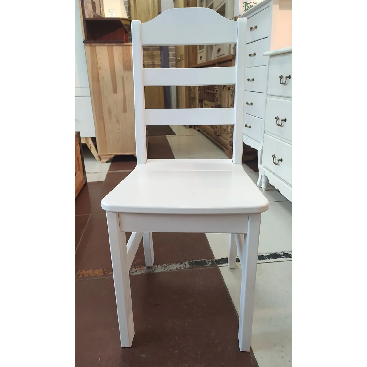 Стул массив сосны Карху белый (выставочный образец)